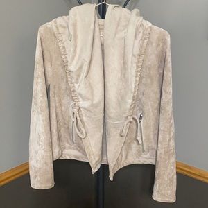 BLANK NYC tan Suede cropped hooded jacket